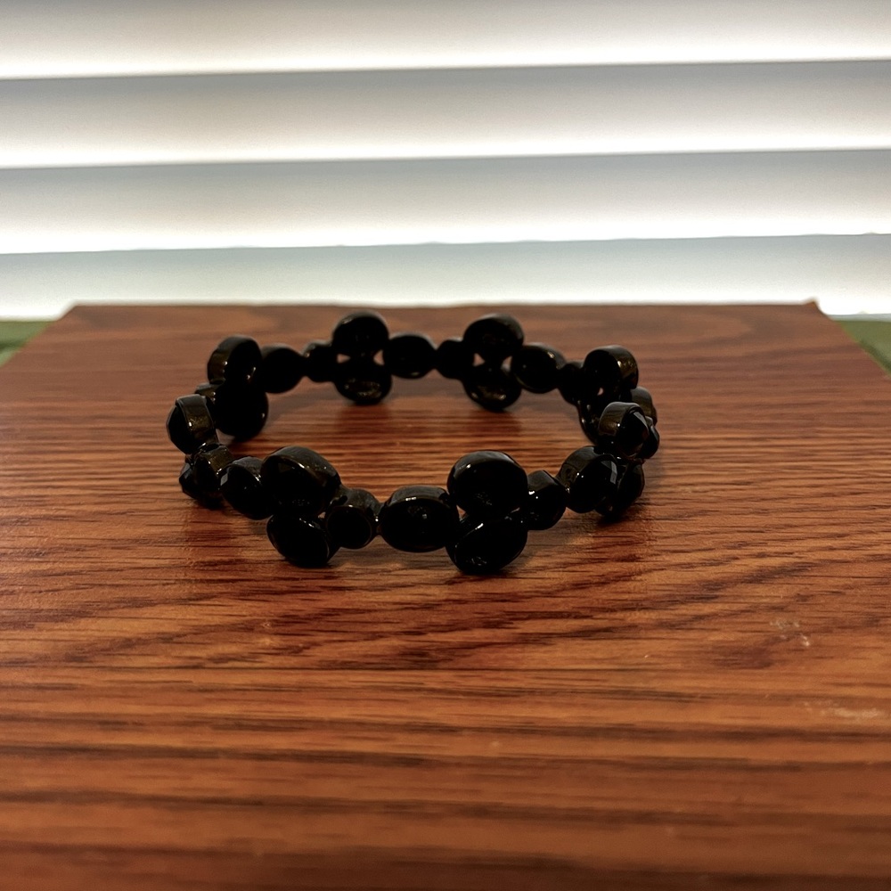 Black onyx-look bracelet